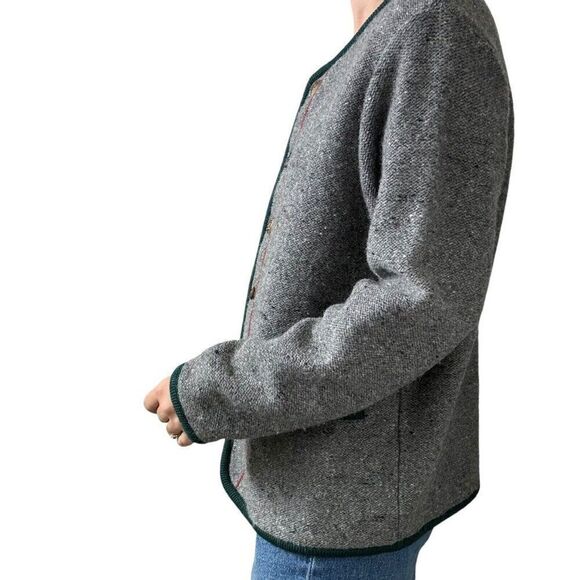 Vintage Geiger Womens Gray 100% Wool Christmas Theme Cardigan Jacket Sz 54 - Picture 7 of 9